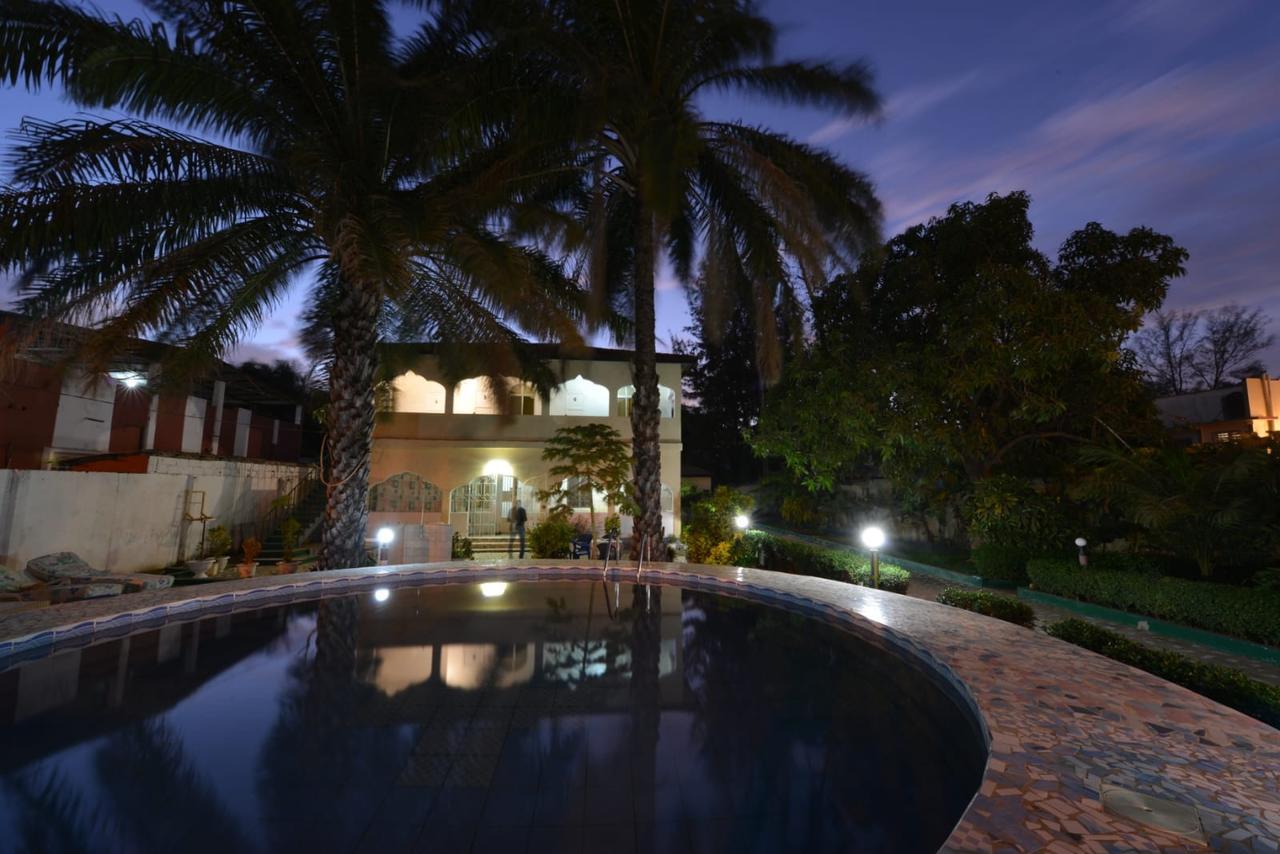 One World Village Guesthouse Bakau Buitenkant foto